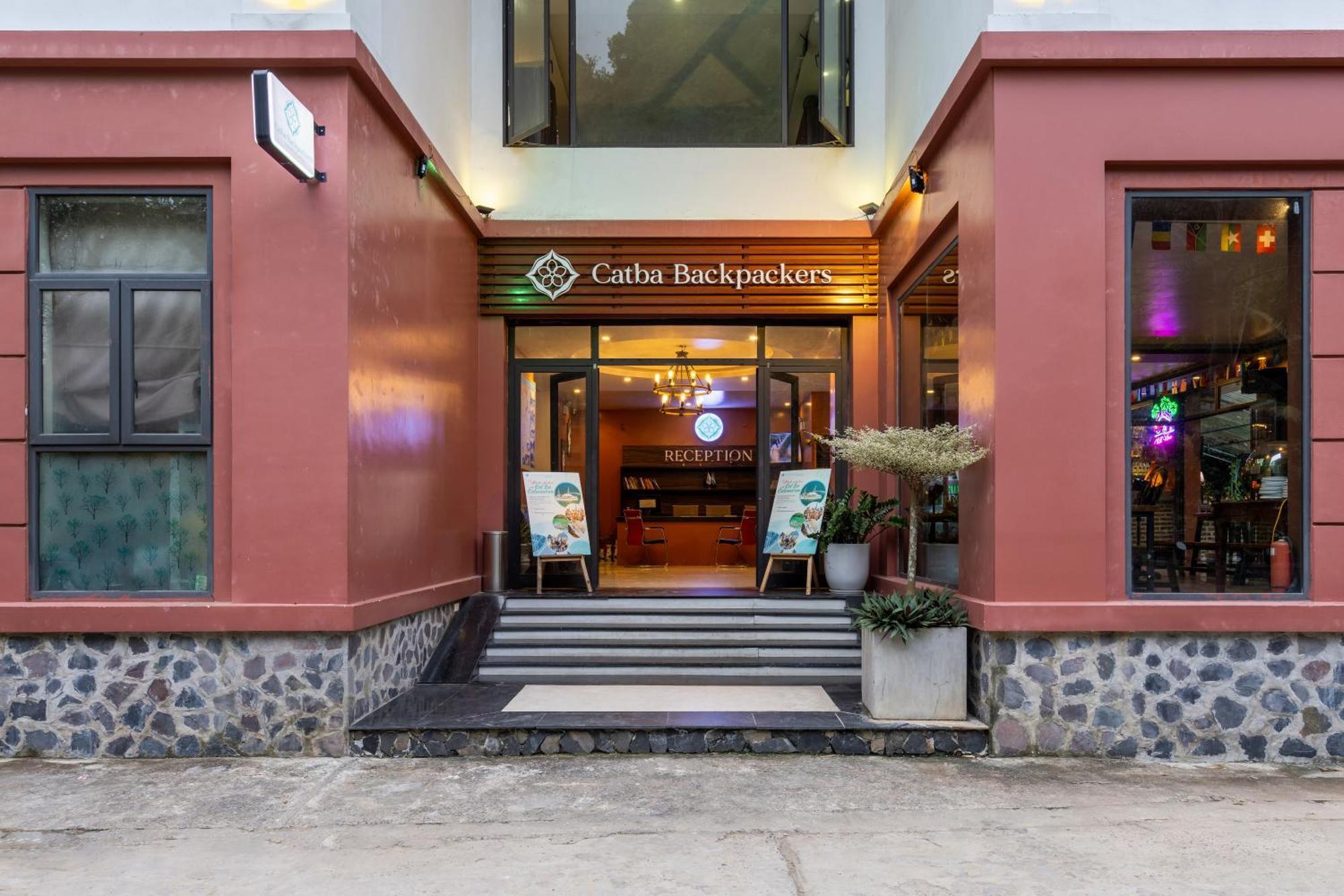 Catba Backpackers Hostel & Pool Bar Chan Chau Esterno foto